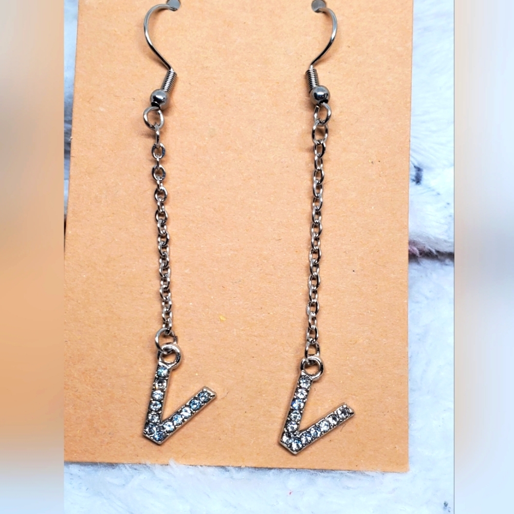 7/$10 V Initial Earrings, New
